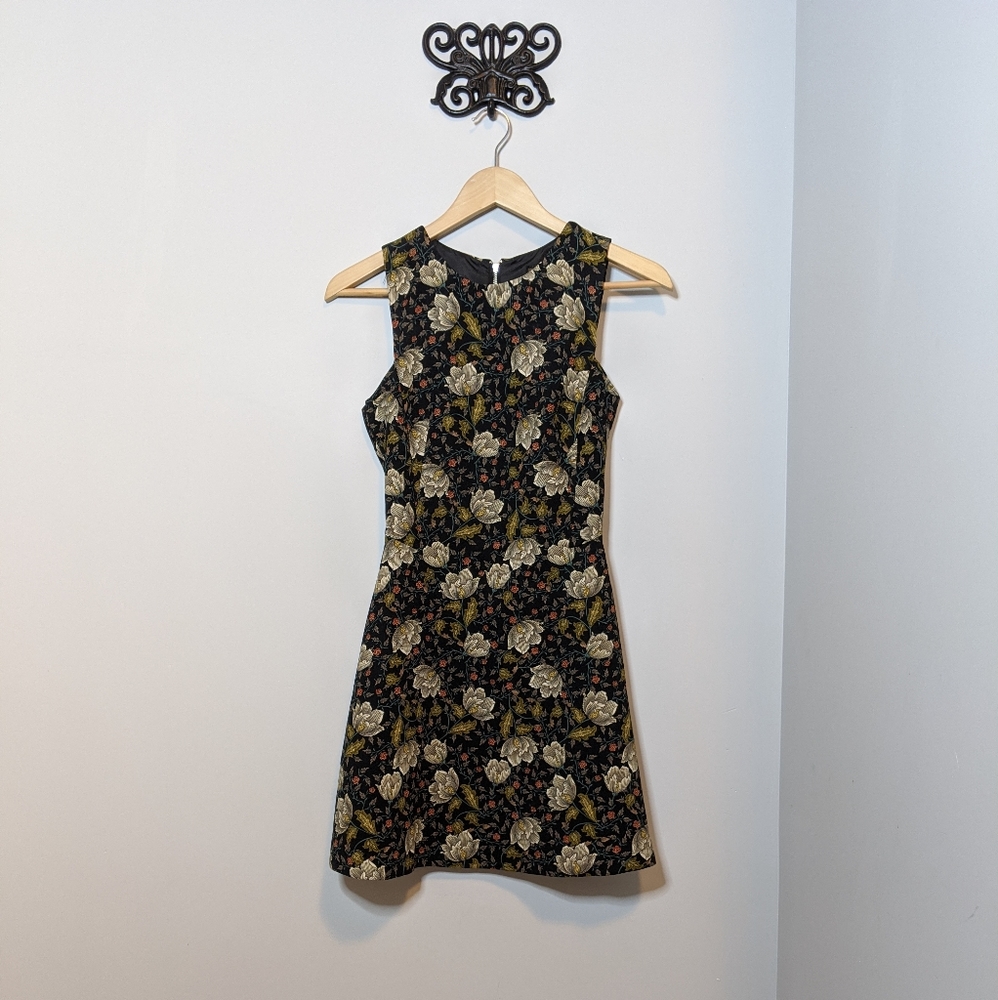 COPY - NWOT Silky floral pattern dress